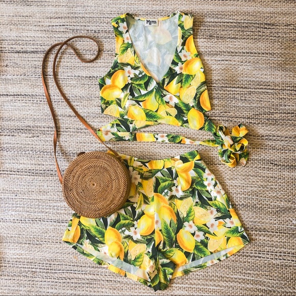 Show Me Your MuMu Citrus Lemon 🍋 2-Piece Set - Picture 2 of 4